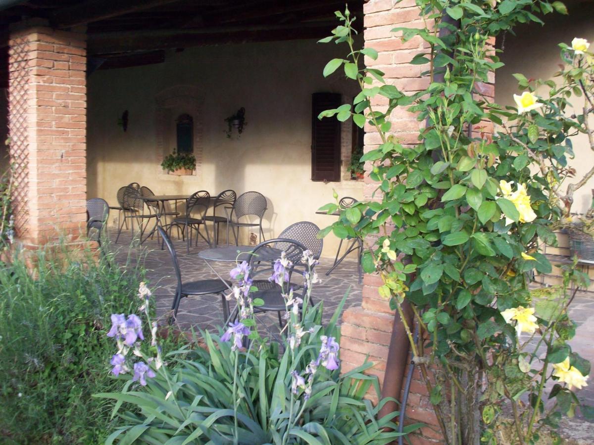 Gasthaus Casolare Di Remignoli San Gimignano Exterior foto